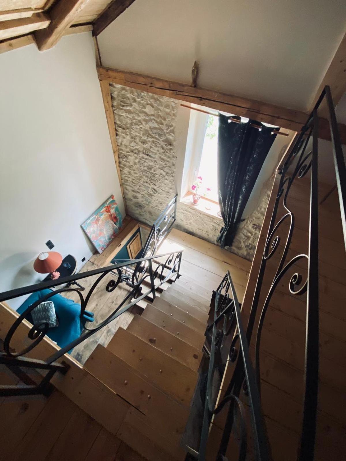 L'Instant Present Apartment Echallon Ngoại thất bức ảnh