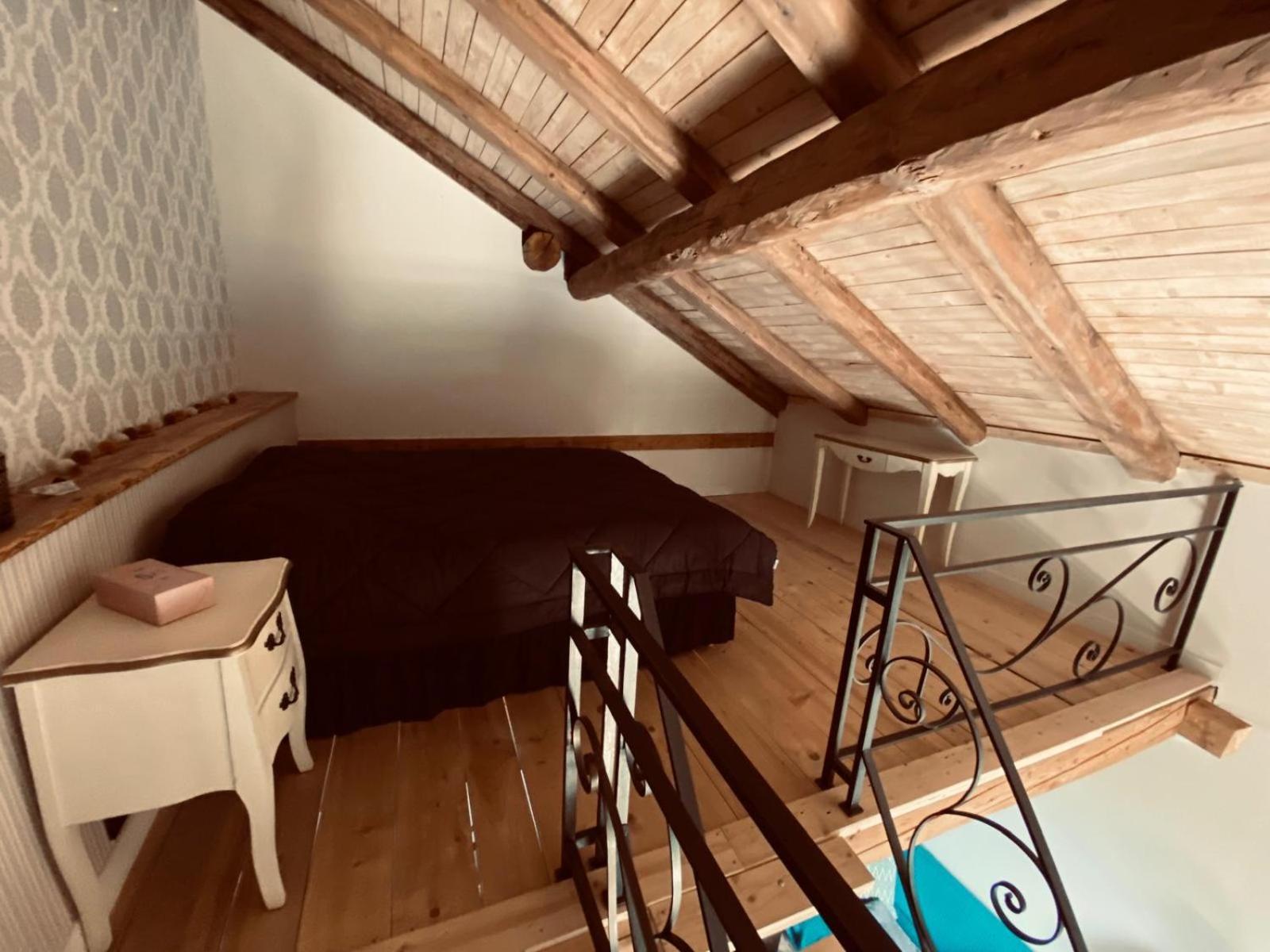 L'Instant Present Apartment Echallon Ngoại thất bức ảnh